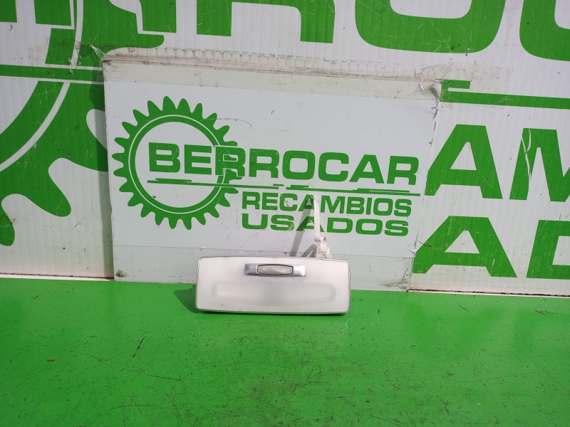 Recambio de luz interior para renault laguna grandtour iii renault laguna iii grandtour referencia OEM IAM 264300003R  