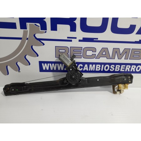 Recambio de elevalunas delantero izquierdo para iveco daily furgón 2.3 diesel cat referencia OEM IAM 5801529324  