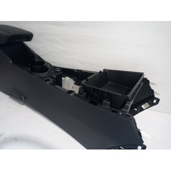 Recambio de consola central para kia niro (sg2) hybrid concept referencia OEM IAM 84680AT000 / 84610AT000  