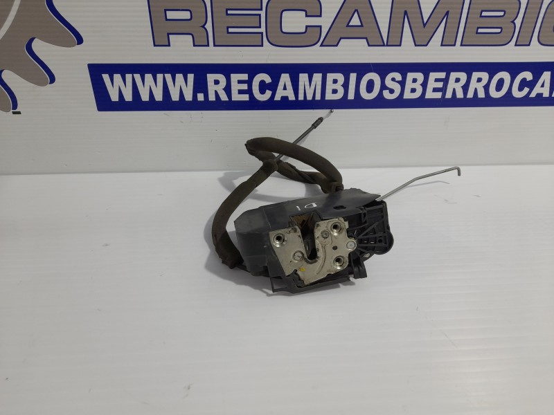 Recambio de cerradura puerta delantera izquierda para iveco daily furgón 2.3 diesel cat referencia OEM IAM 5801529301  
