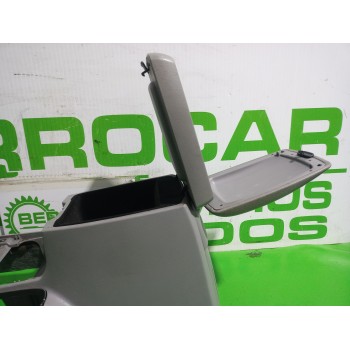 Recambio de apoyabrazos central para kia sorento i (jc) 2.5 crdi referencia OEM IAM 846113E001  