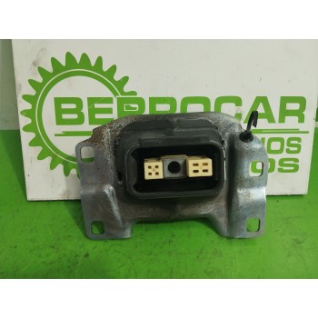 SOPORTE MOTOR V61-7M121 