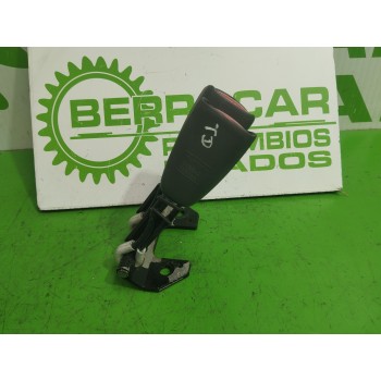 Recambio de enganche cinturon para volvo s40 berlina 1.6 cat referencia OEM IAM 30850010  