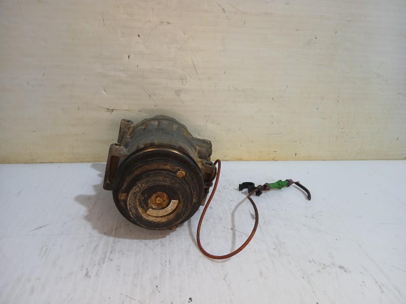 Recambio de compresor aire acondicionado para audi a6 avant (4b5) 2.5 tdi quattro referencia OEM IAM 4Z7260805  
