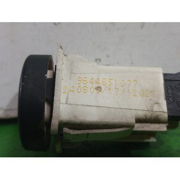 Recambio de interruptor para citroën berlingo 1.9 diesel referencia OEM IAM 9644851077  