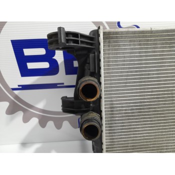 Recambio de radiador agua para iveco daily furgón 2.3 diesel cat referencia OEM IAM 5801264635  