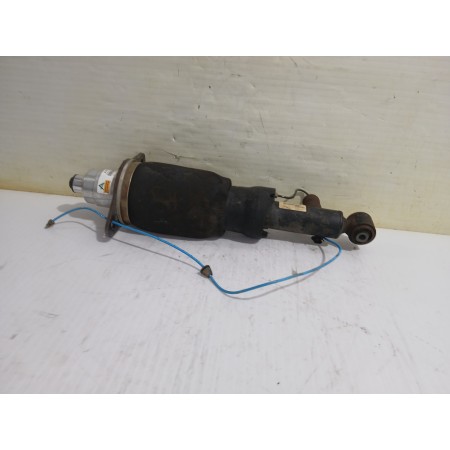 Recambio de amortiguador trasero izquierdo para audi a6 avant (4b5) 2.5 tdi quattro referencia OEM IAM 4Z7513031A  