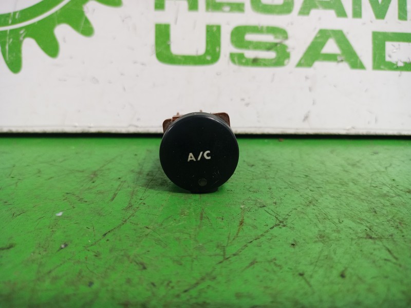 Recambio de interruptor para citroën berlingo 1.9 diesel referencia OEM IAM 9648088877  