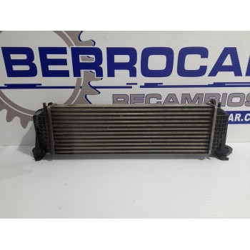 Recambio de intercooler para iveco daily furgón 2.3 diesel cat referencia OEM IAM 580152677  