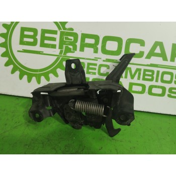 Recambio de cerradura capo para volvo s40 berlina 1.6 cat referencia OEM IAM 30716530  