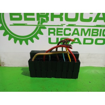 Recambio de caja reles / fusibles para citroën c4 berlina 1.6 16v hdi referencia OEM IAM 9636079380  