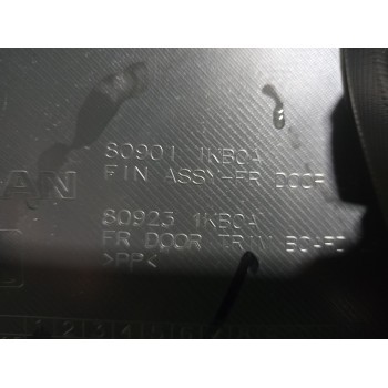 Recambio de guarnecido puerta delantera izquierda para nissan juke (f15) acenta referencia OEM IAM 80901 / 809011KK1A  