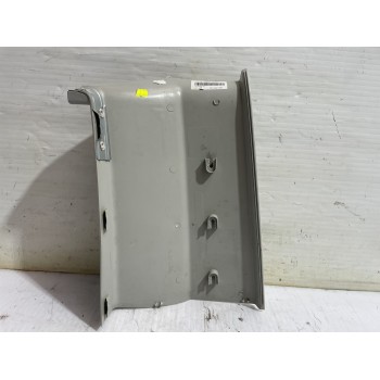 Recambio de moldura para volkswagen transporter t6 t6 caravelle trendline referencia OEM IAM 7E5867245  