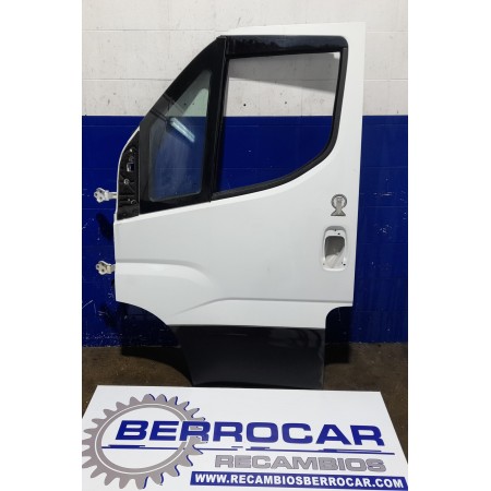 Recambio de puerta delantera izquierda para iveco daily furgón 2.3 diesel cat referencia OEM IAM 5801489558  