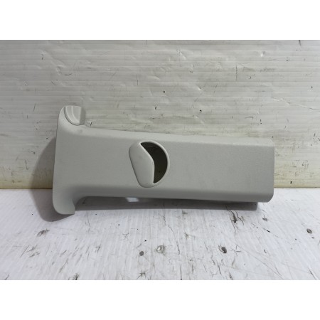 Recambio de moldura para volkswagen transporter t6 t6 caravelle trendline referencia OEM IAM 7E0867287  