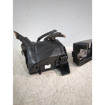 Recambio de caja reles / fusibles para kia stonic (yb) 1.0 t-gdi referencia OEM IAM 91955H8320  