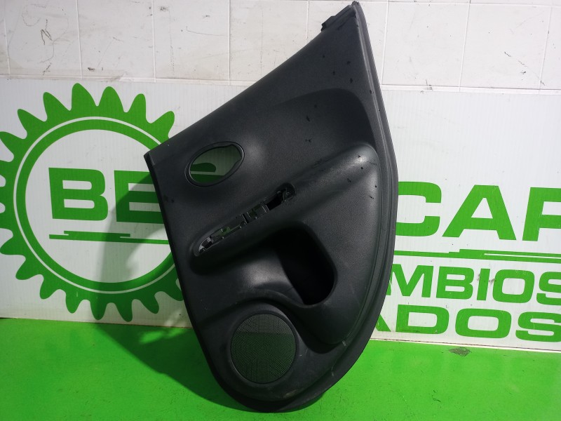 Recambio de guarnecido puerta trasera derecha para nissan juke (f15) acenta referencia OEM IAM 82900  
