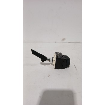 Recambio de mando retrovisor para kia stonic (yb) 1.0 t-gdi referencia OEM IAM 4D64801160  