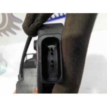 Recambio de cerradura puerta delantera derecha para iveco daily furgón 2.3 diesel cat referencia OEM IAM 5801529302B  