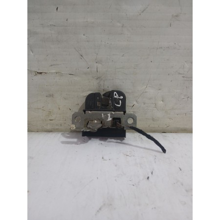 Recambio de cerradura maletero / porton para volkswagen polo iv (9n_, 9a_) 1.9 sdi referencia OEM IAM 6Q6827505B  