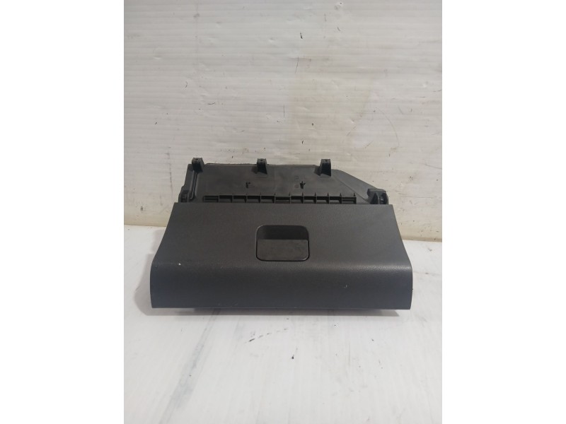Recambio de guantera para volkswagen polo iv (9n_, 9a_) 1.9 sdi referencia OEM IAM 6Q1857101E  
