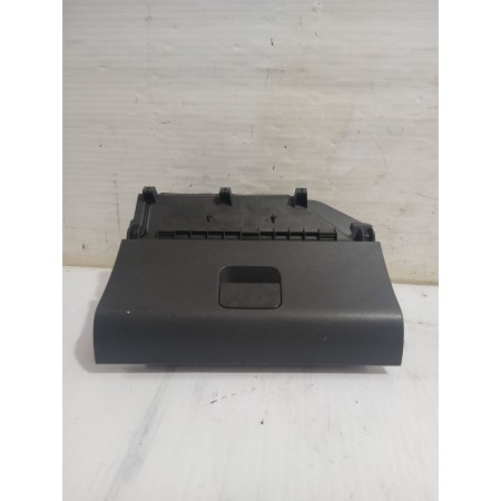 Recambio de guantera para volkswagen polo iv (9n_, 9a_) 1.9 sdi referencia OEM IAM 6Q1857101E  