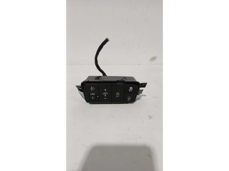 Recambio de mando multifuncion para kia stonic (yb) 1.0 t-gdi referencia OEM IAM 84757H8AA0  