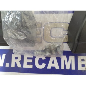 Recambio de barra techo para citroën berlingo cuadro referencia OEM IAM BARRA TECHO CITROËN BERLINGO CUADRO 2008  