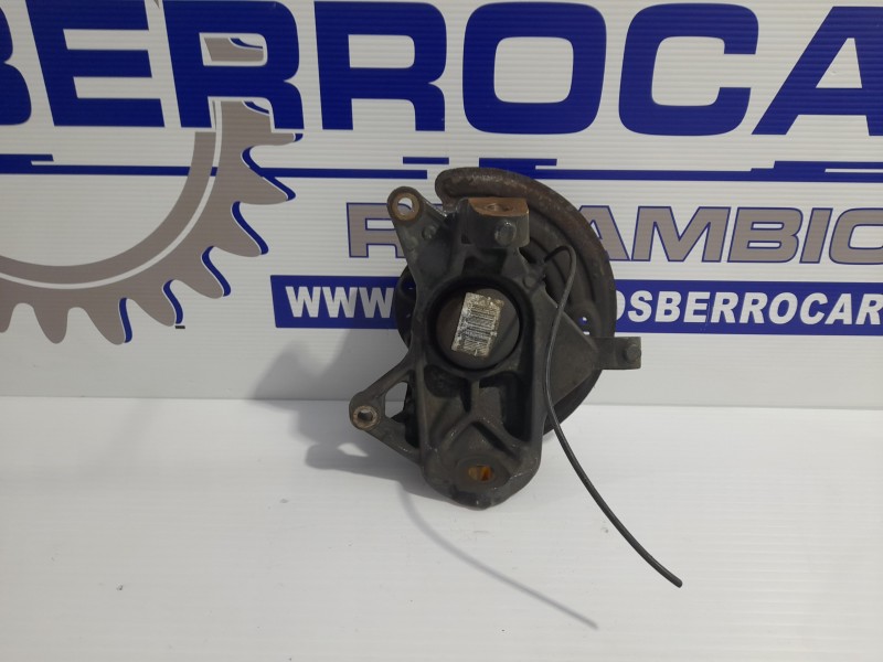 Recambio de mangueta delantera izquierda para iveco daily furgón 2.3 diesel cat referencia OEM IAM 5801341532  