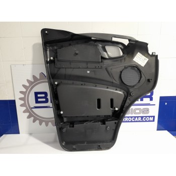 Recambio de guarnecido puerta delantera derecha para iveco daily furgón 2.3 diesel cat referencia OEM IAM 5801843299  