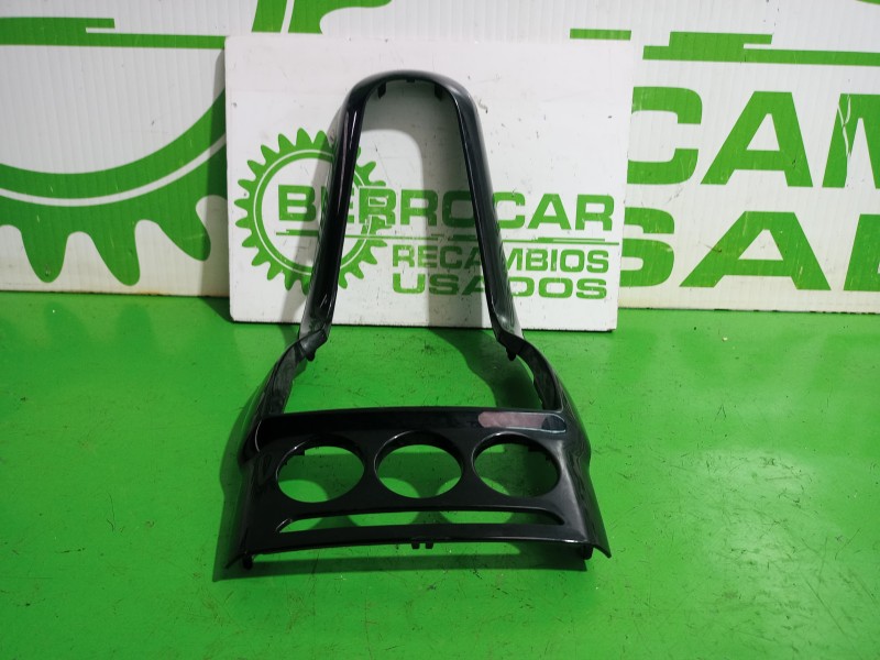 Recambio de moldura para citroën c3 exclusive referencia OEM IAM 9801578777  