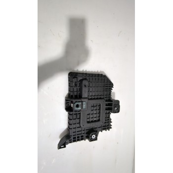 Recambio de soporte bateria para kia stonic (yb) 1.0 t-gdi referencia OEM IAM 37150H8800  