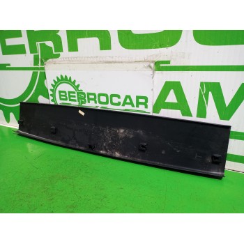 Recambio de moldura para renault laguna grandtour iii renault laguna iii grandtour referencia OEM IAM 90904000  