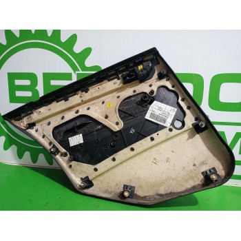 Recambio de guarnecido puerta trasera derecha para bmw serie 3 berlina (e46) 320d referencia OEM IAM 916790801  