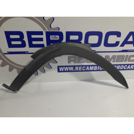 Recambio de aletin delantero derecho para iveco daily furgón 2.3 diesel cat referencia OEM IAM 5801863939  