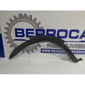 Recambio de aletin delantero derecho para iveco daily furgón 2.3 diesel cat referencia OEM IAM 5801863939  