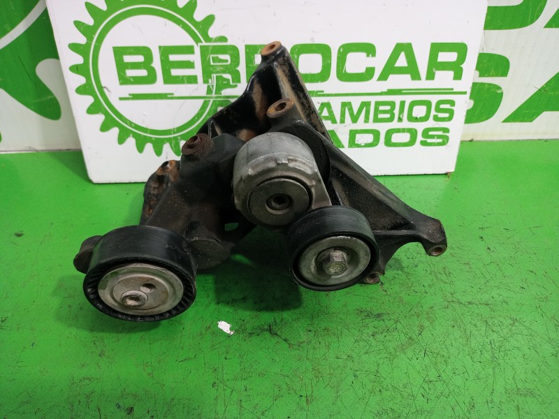 Recambio de soporte alternador para citroën berlingo 1.9 diesel referencia OEM IAM 9634962980  