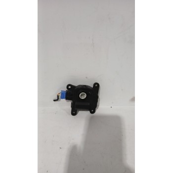 Recambio de motor apertura trampilla para kia stonic (yb) 1.0 t-gdi referencia OEM IAM H40073088  