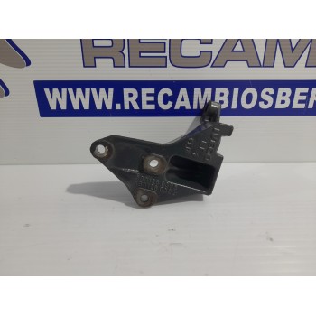 Recambio de soporte para iveco daily furgón 2.3 diesel cat referencia OEM IAM 5801260395  