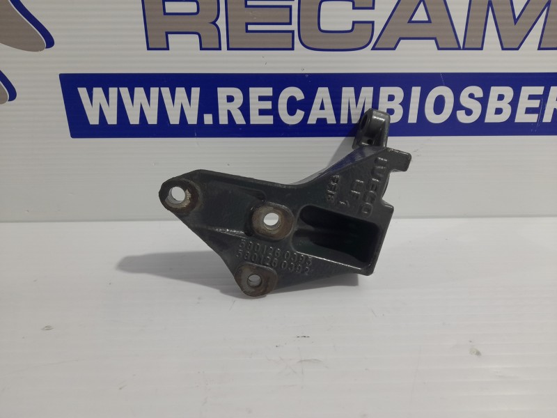 Recambio de soporte para iveco daily furgón 2.3 diesel cat referencia OEM IAM 5801260395  