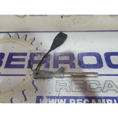 Recambio de pretensor airbag izquierdo para renault megane ii berlina 3p referencia OEM IAM 8200520093  
