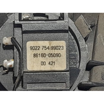 Recambio de moldura para toyota avensis berlina (t25) 1.8 16v cat referencia OEM IAM 8616005090  