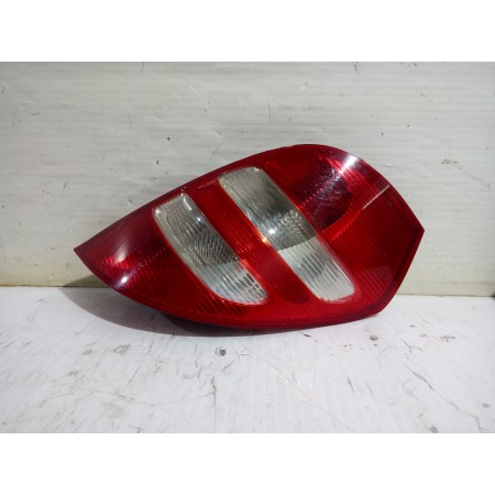 Recambio de piloto trasero derecho para mercedes-benz clase a (w169) a 200 cdi (169.008) referencia OEM IAM A1698200464R  