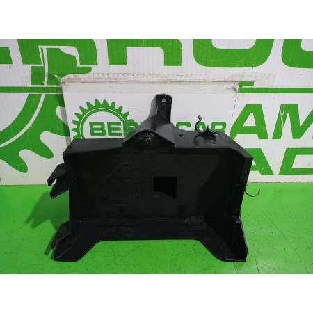 Recambio de soporte bateria para land rover freelander (ln) e targa referencia OEM IAM YJ1100190  