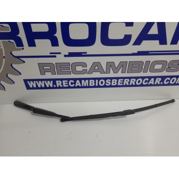 Recambio de brazo limpia delantero izquierdo para iveco daily furgón 2.3 diesel cat referencia OEM IAM 5801645537KZ  