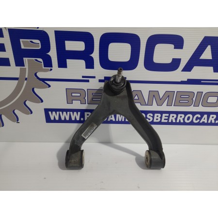 Recambio de brazo suspension superior delantero izquierdo para iveco daily furgón 2.3 diesel cat referencia OEM IAM 5801564290  