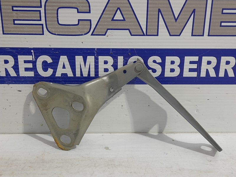 Recambio de bisagras capot para opel zafira a elegance referencia OEM IAM 90579422  