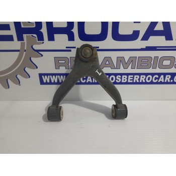 Recambio de brazo suspension superior delantero izquierdo para iveco daily furgón 2.3 diesel cat referencia OEM IAM 5801564290  