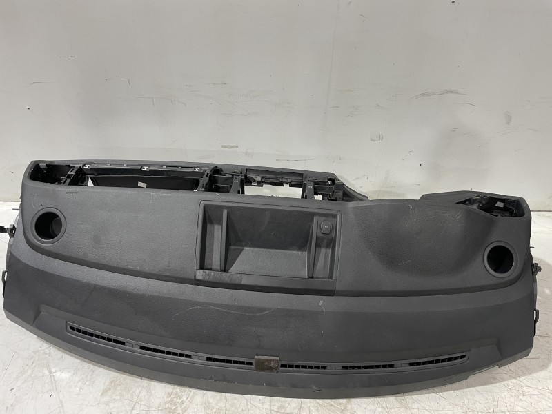Recambio de salpicadero para volkswagen transporter t6 t6 caravelle trendline referencia OEM IAM 7E1857051  