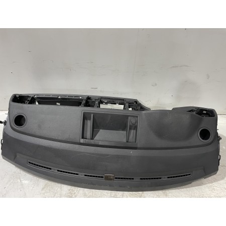 Recambio de salpicadero para volkswagen transporter t6 t6 caravelle trendline referencia OEM IAM 7E1857051  
